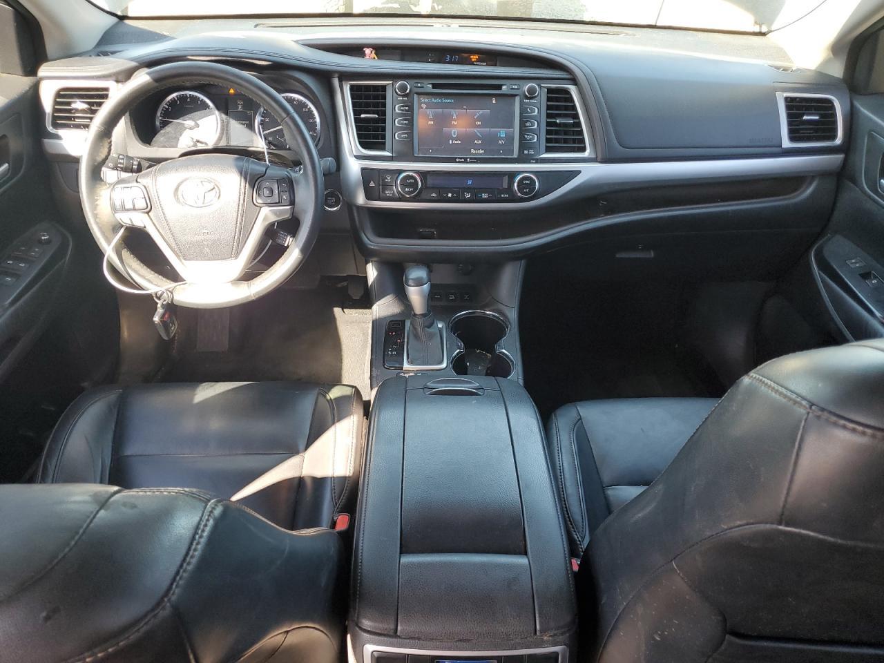 2015 TOYOTA HIGHLANDER
