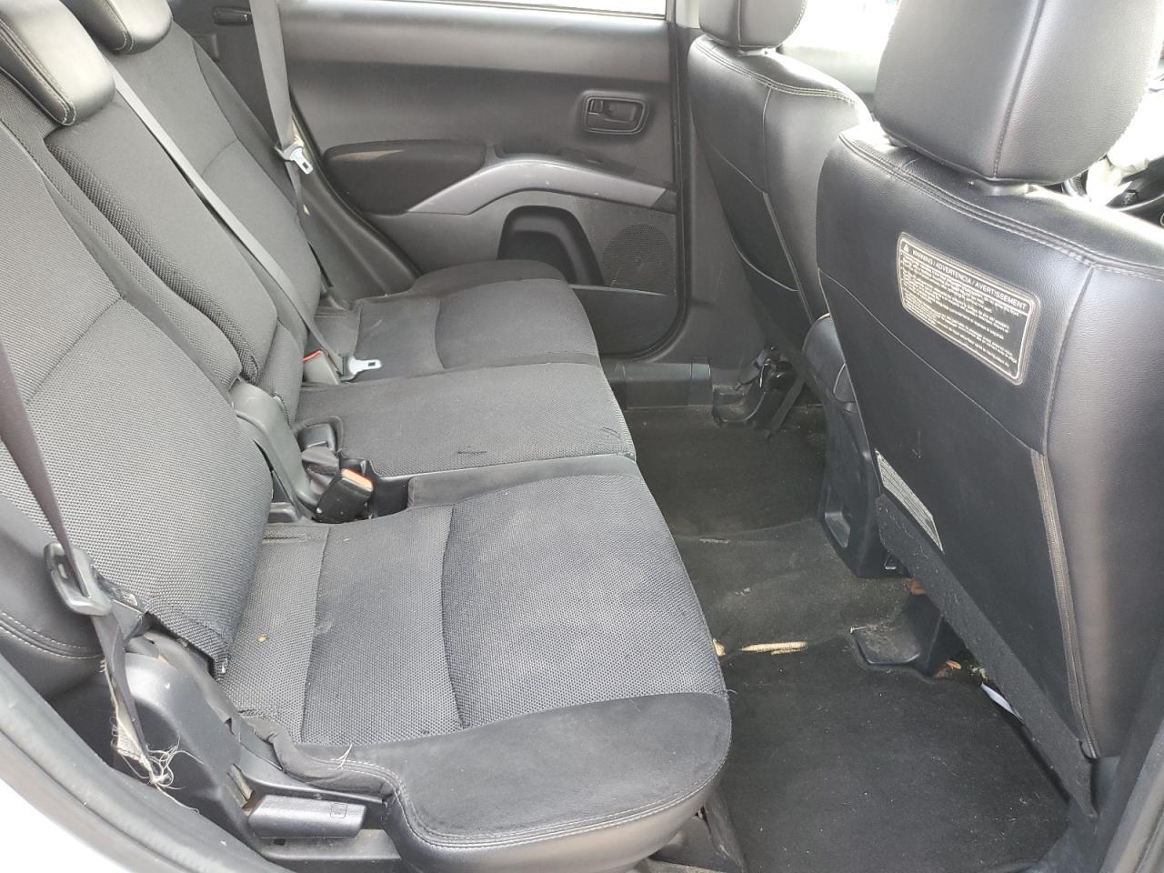 2008 MITSUBISHI outlander