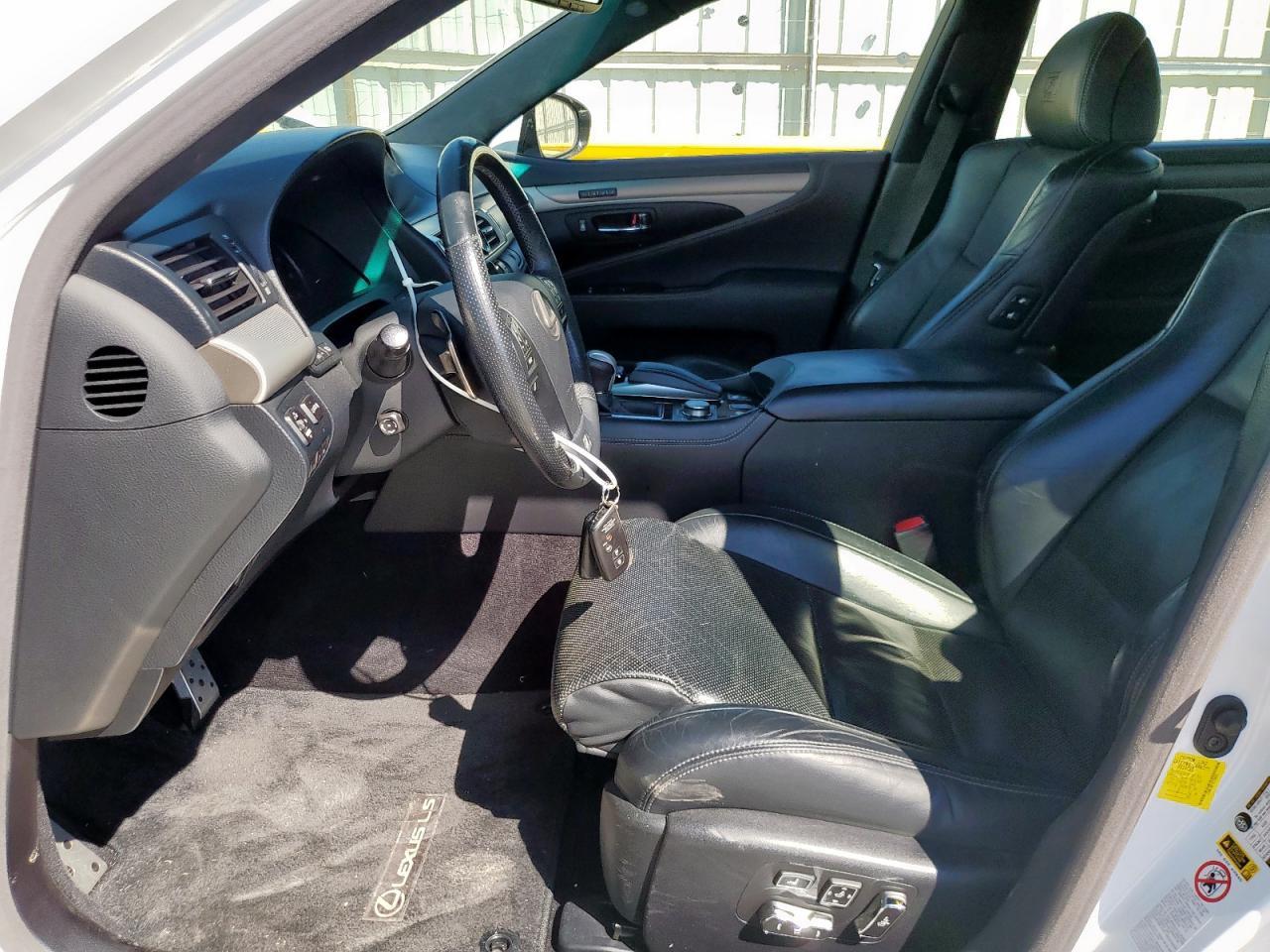 2015 LEXUS LS 460