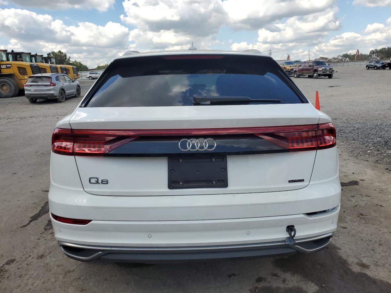 2023 AUDI Q8