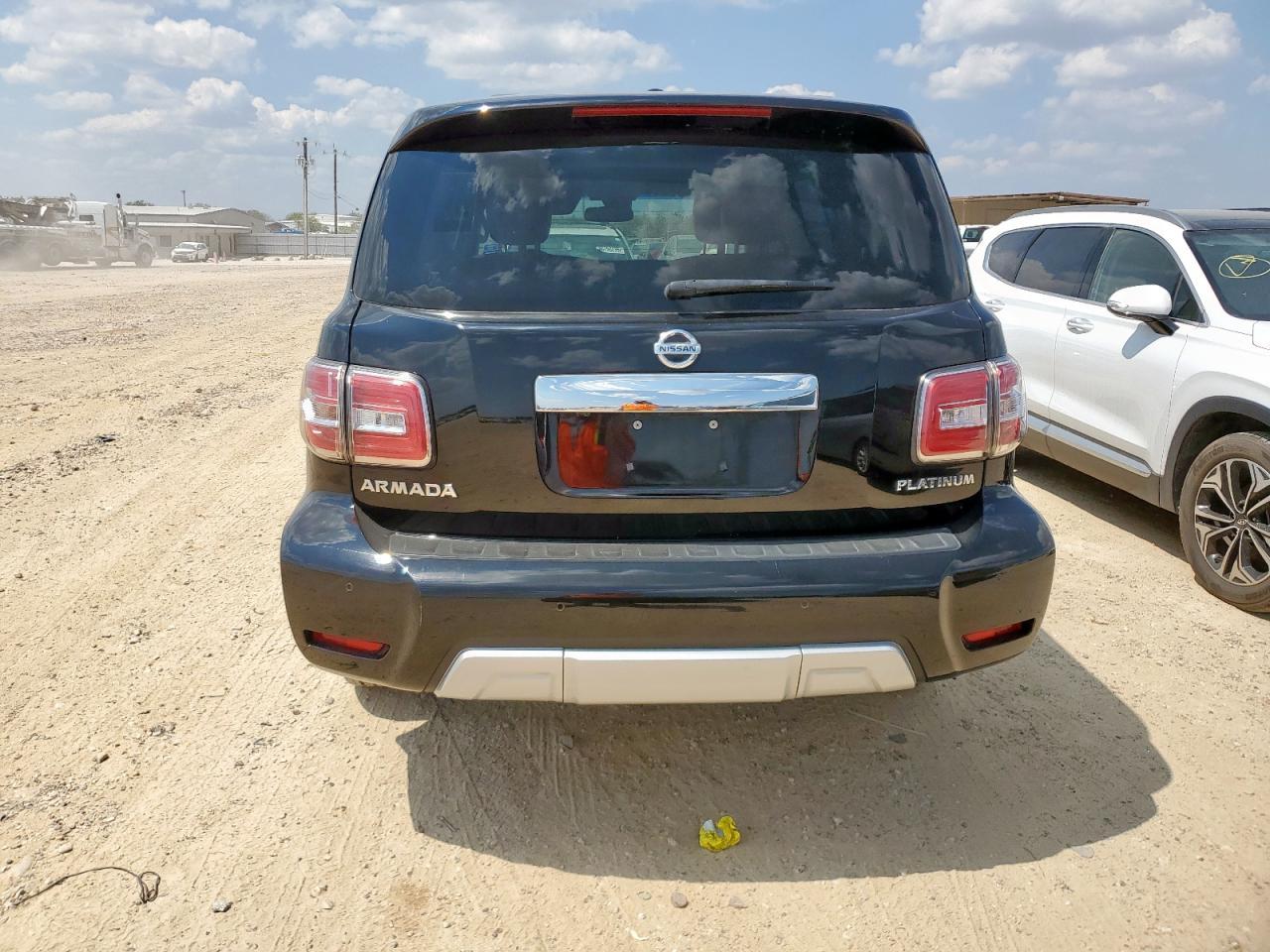 2017 NISSAN Armada