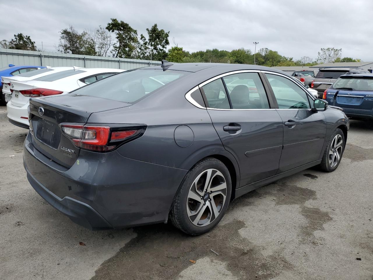 2021 SUBARU Legacy