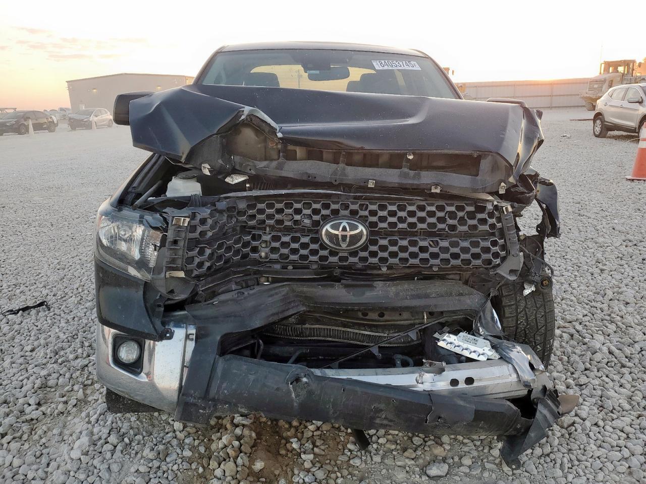 2021 TOYOTA TUNDRA