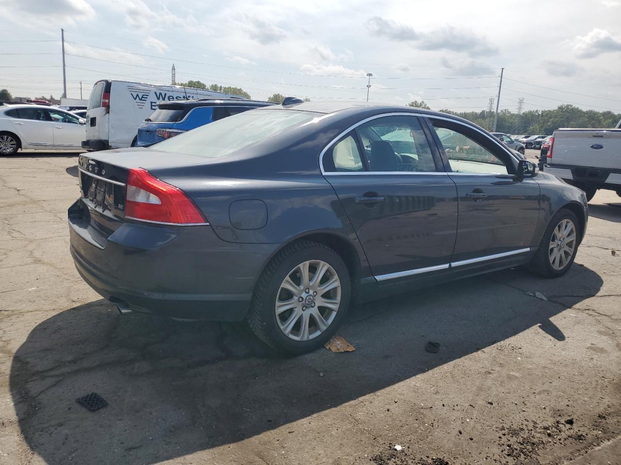 2010 VOLVO S80