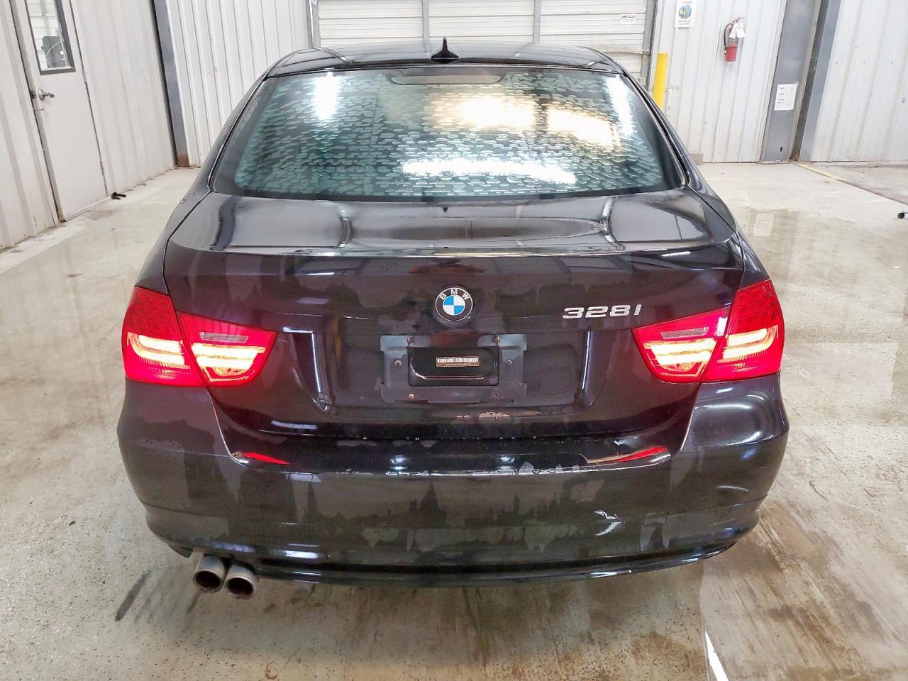 2011 BMW 3 SERIES