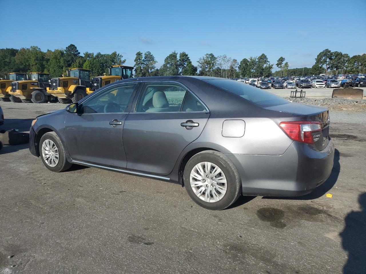 2014 TOYOTA CAMRY