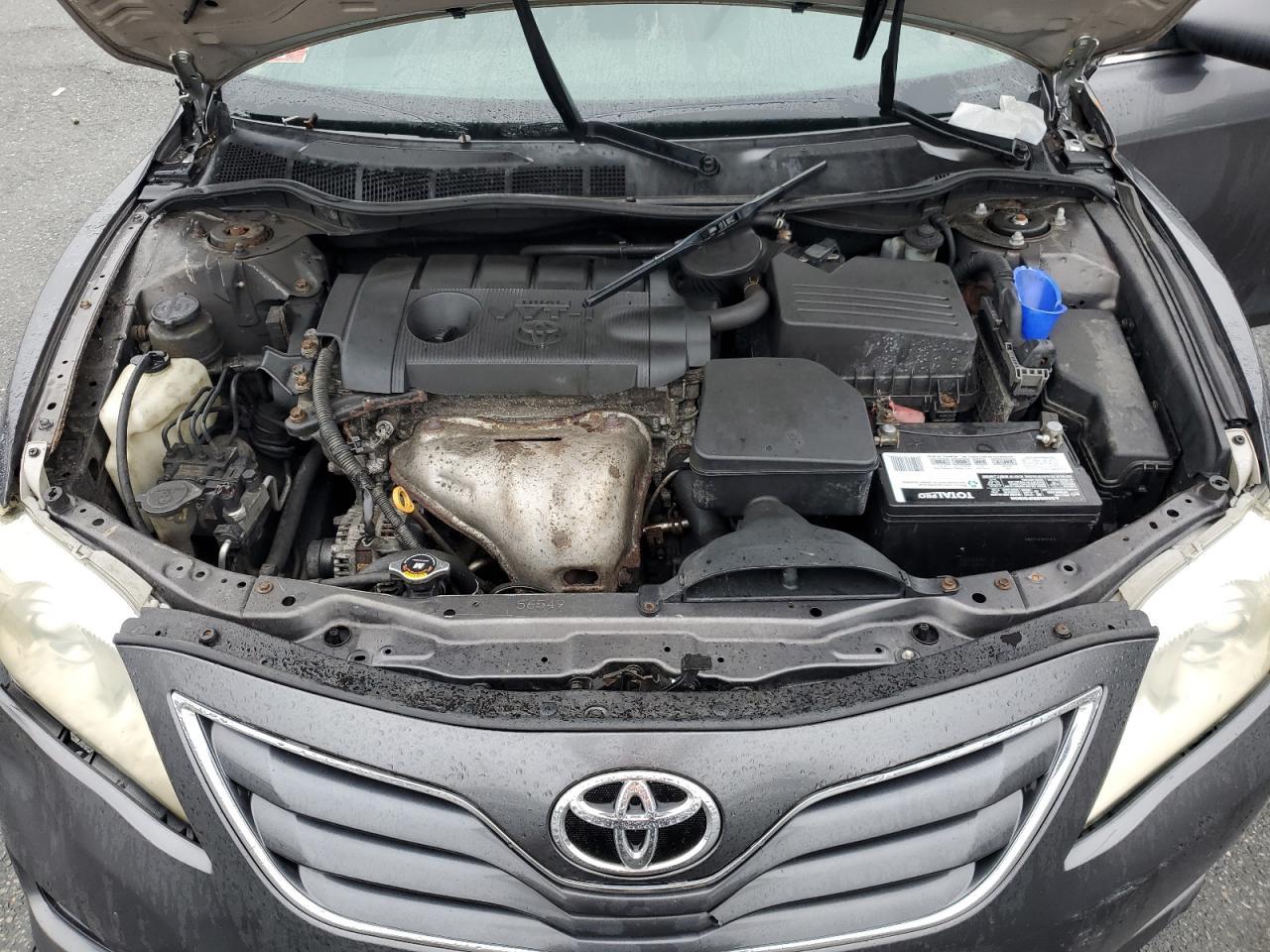 2011 TOYOTA CAMRY