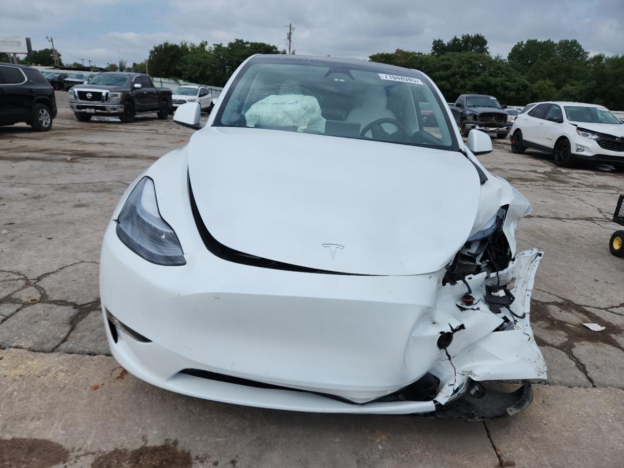 2024 TESLA MODEL Y