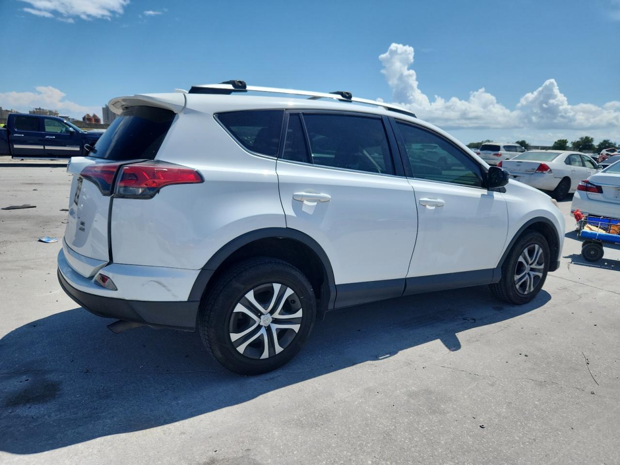 2016 TOYOTA RAV4