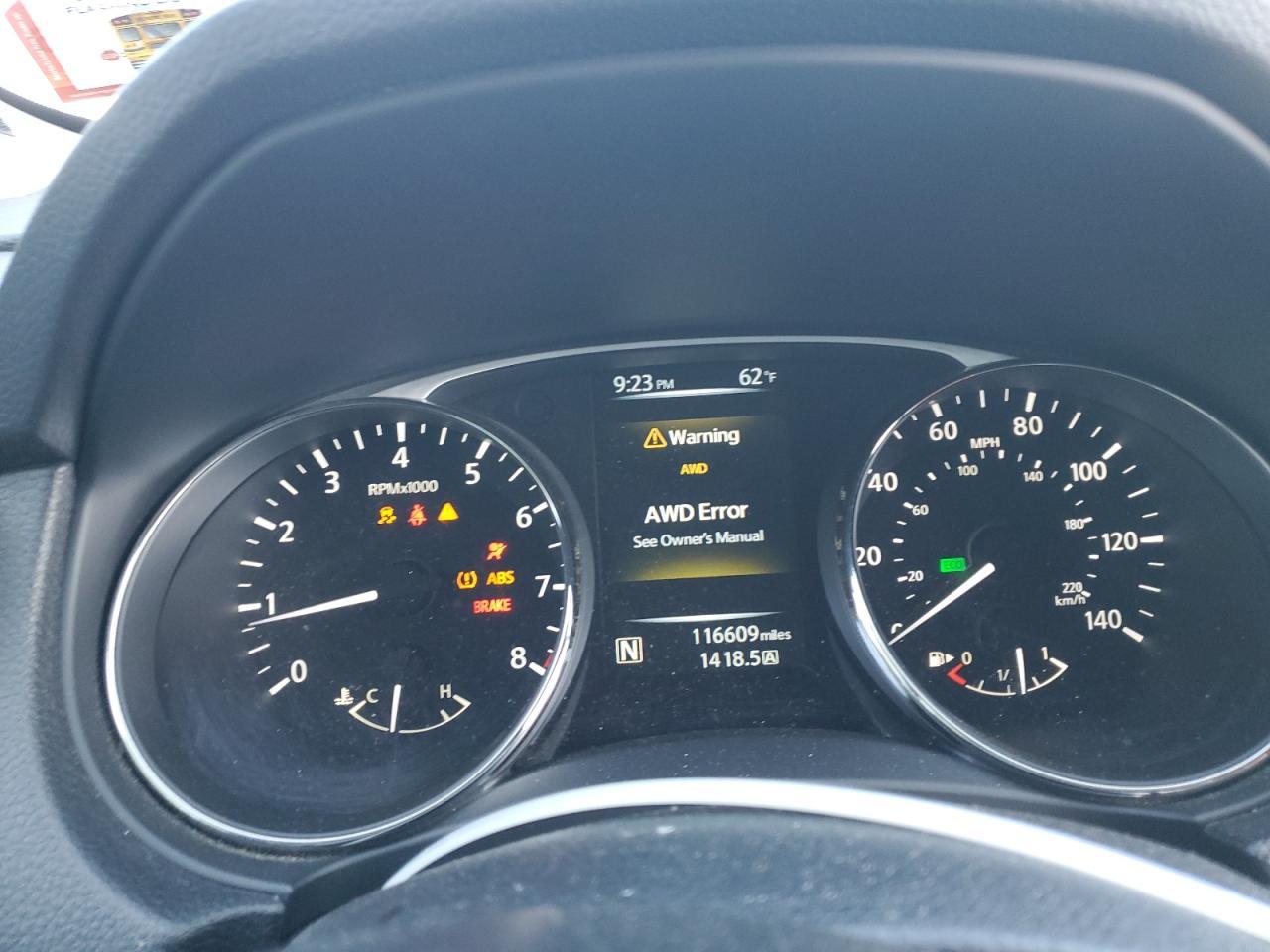 2015 NISSAN ROGUE