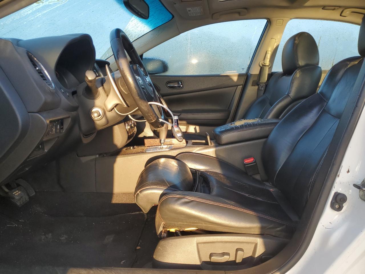 2011 NISSAN Maxima