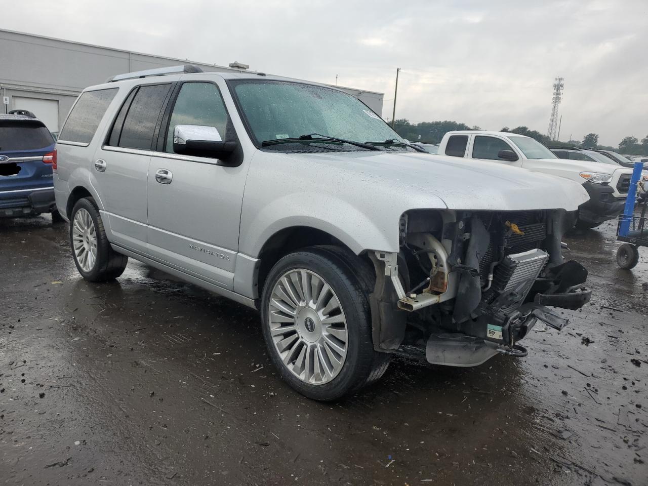 2016 LINCOLN Navigator