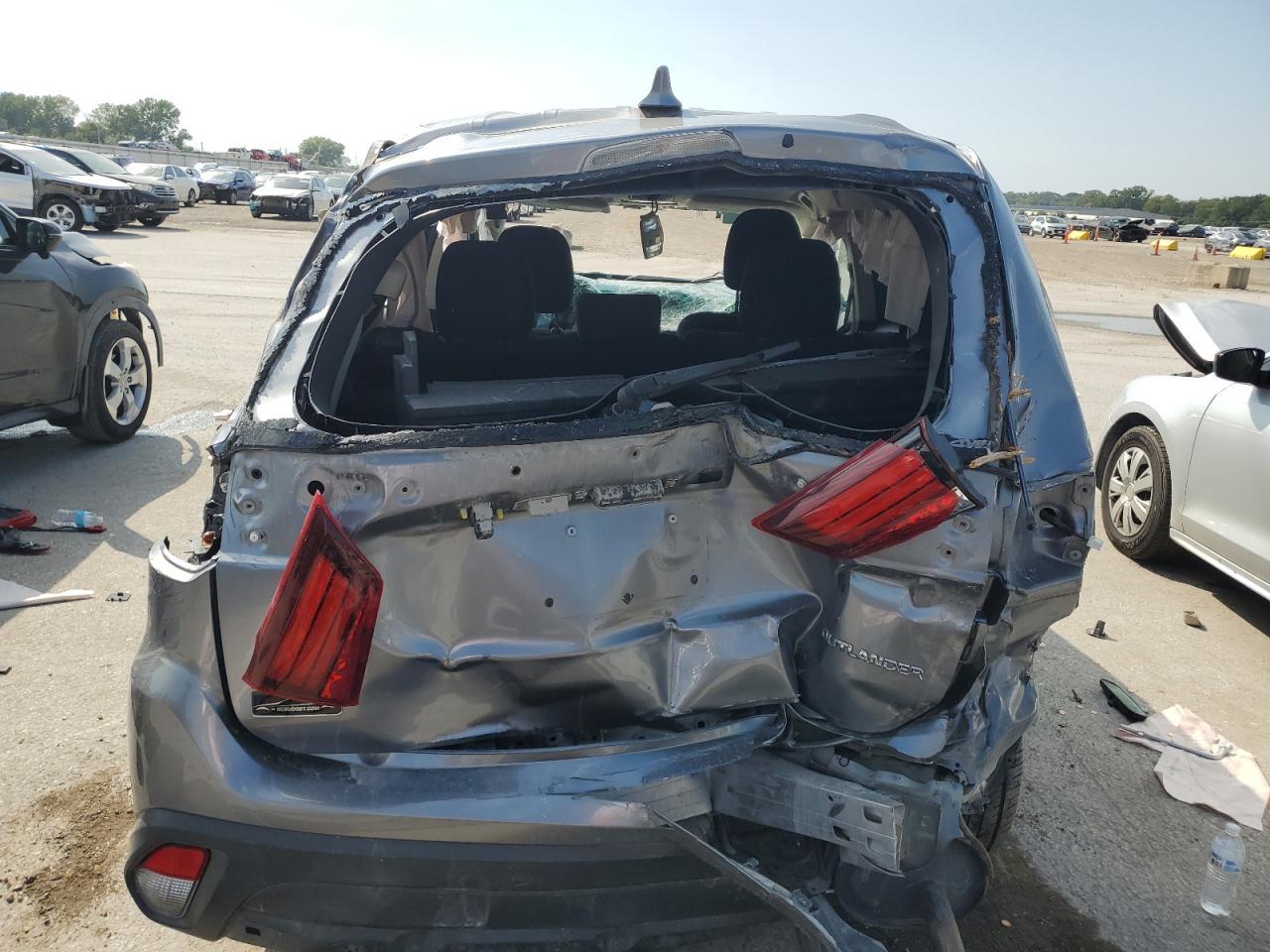 2018 MITSUBISHI outlander