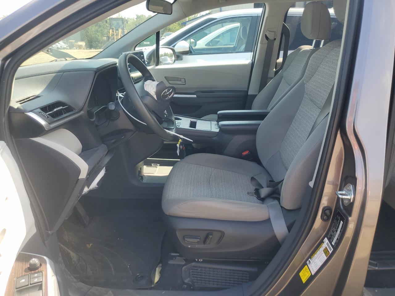 2022 TOYOTA SIENNA