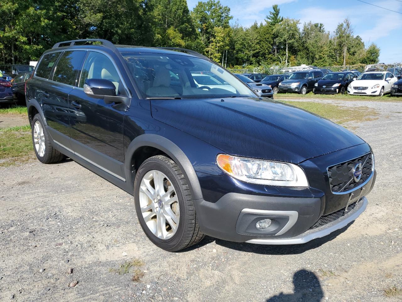 2016 VOLVO XC70
