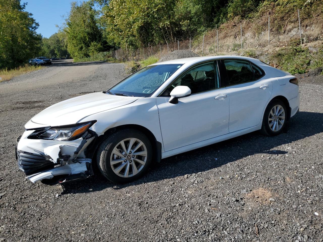 2023 TOYOTA CAMRY