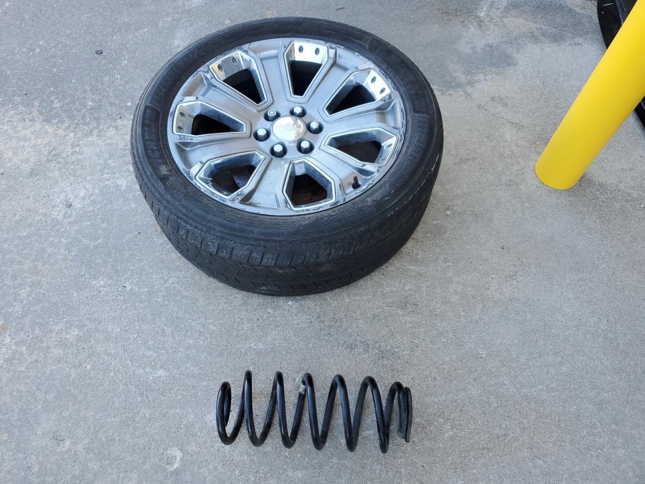 2017 CHEVROLET Suburban