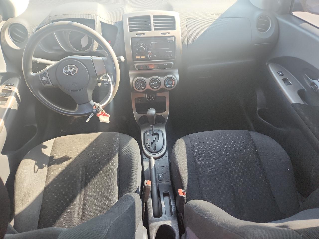 2012 TOYOTA SCION