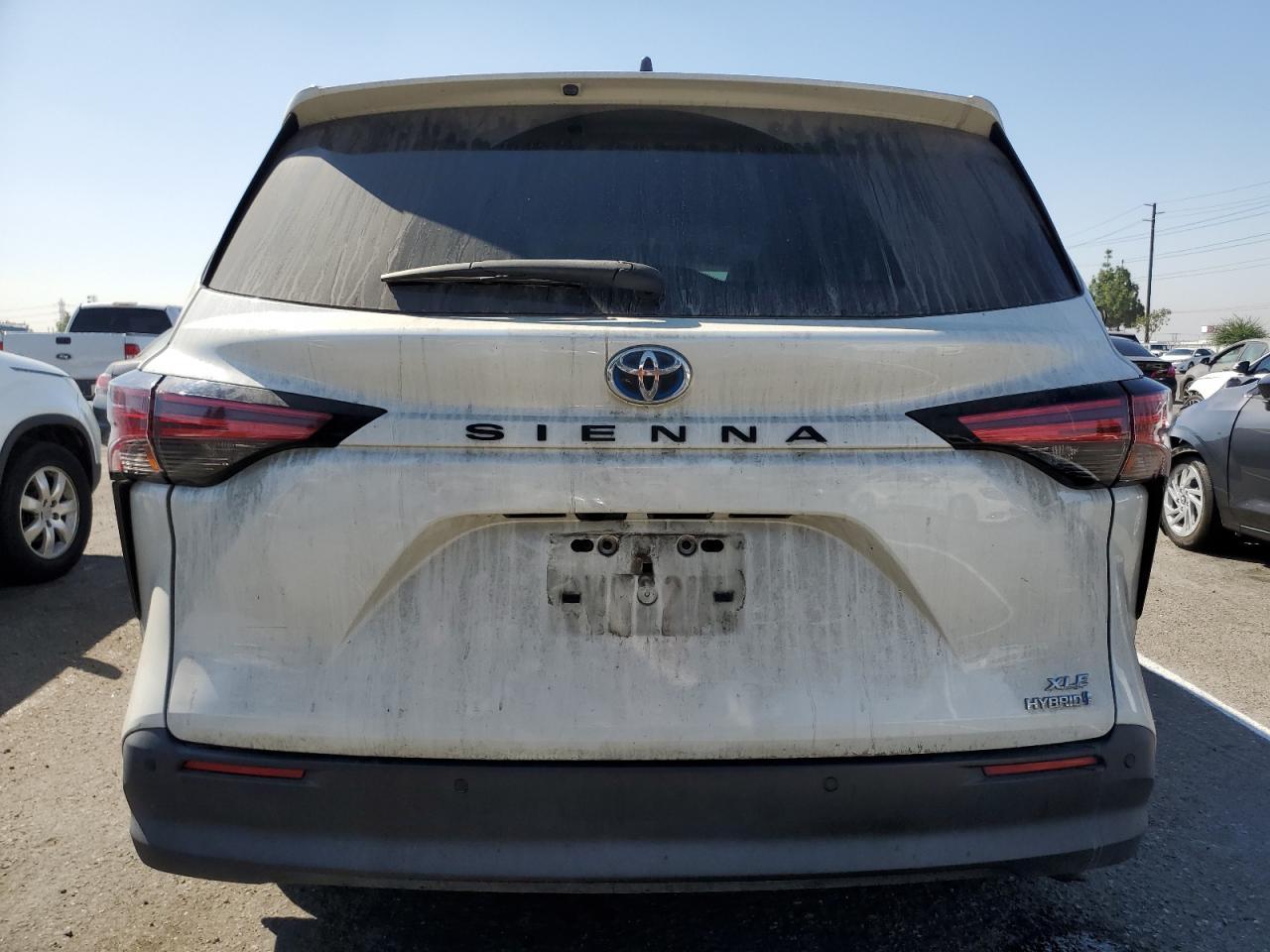 2021 TOYOTA SIENNA