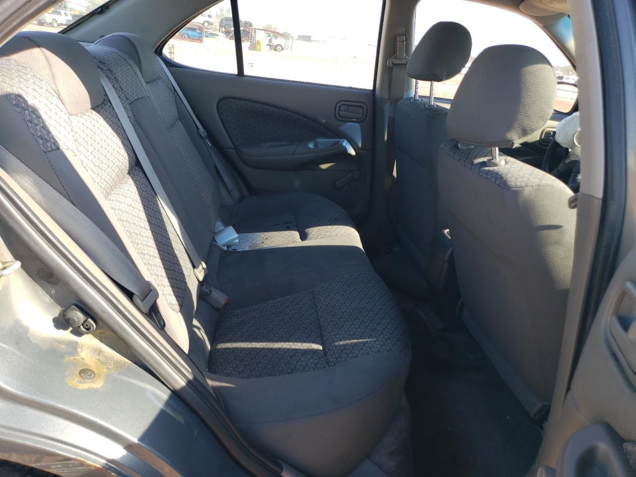 2001 NISSAN SENTRA