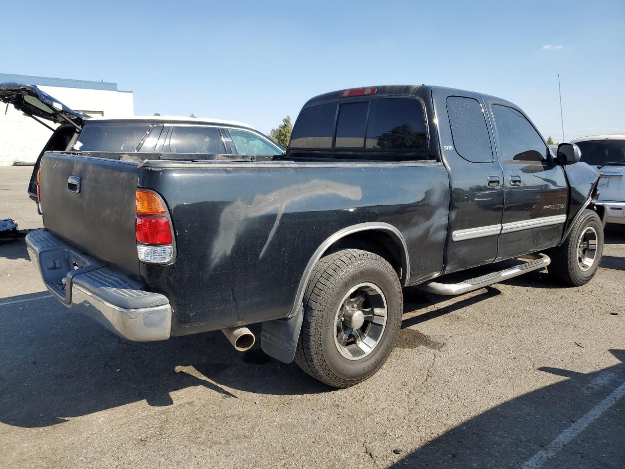2004 TOYOTA TUNDRA