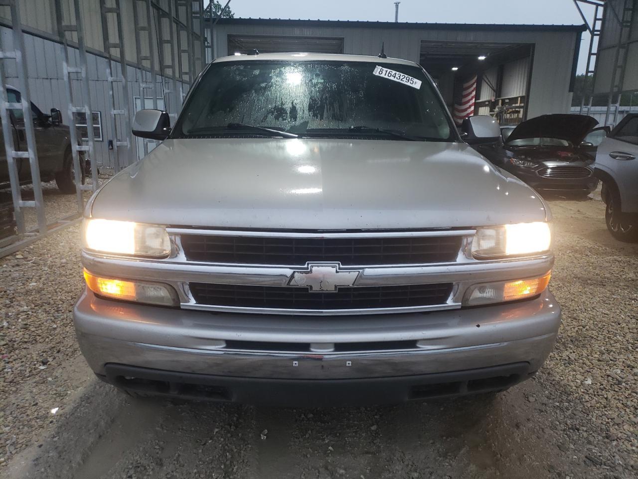 2004 CHEVROLET Tahoe