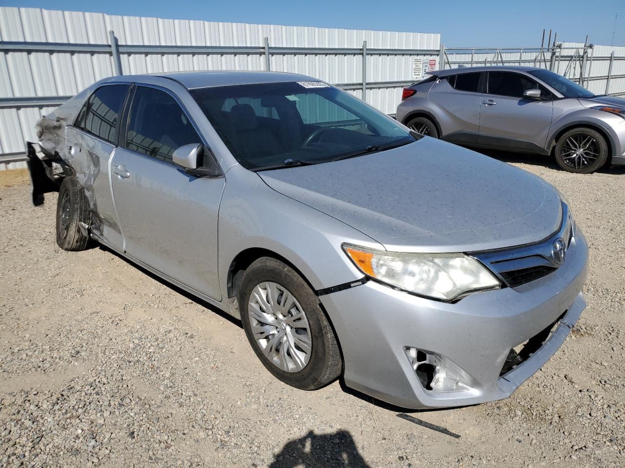 2014 TOYOTA CAMRY