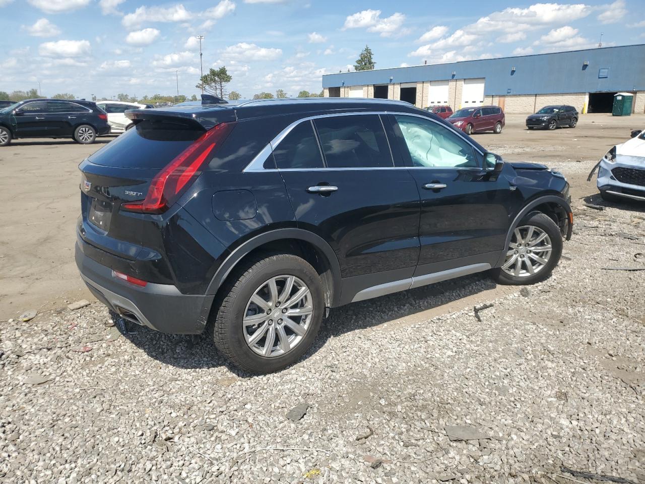 2023 CADILLAC XT4