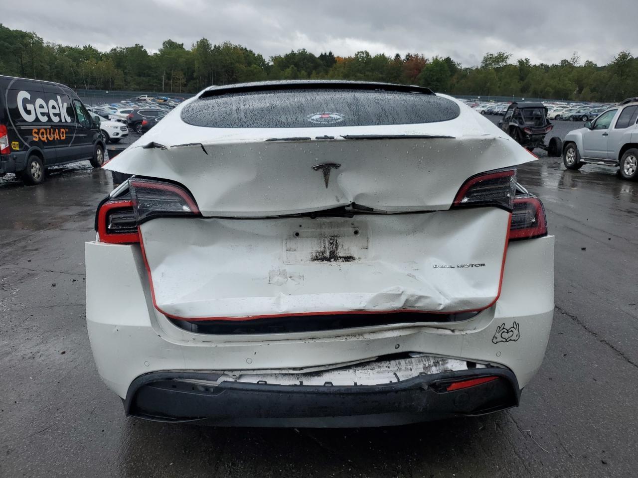 2020 TESLA MODEL Y