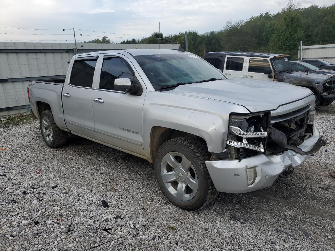 2017 CHEVROLET Silverado