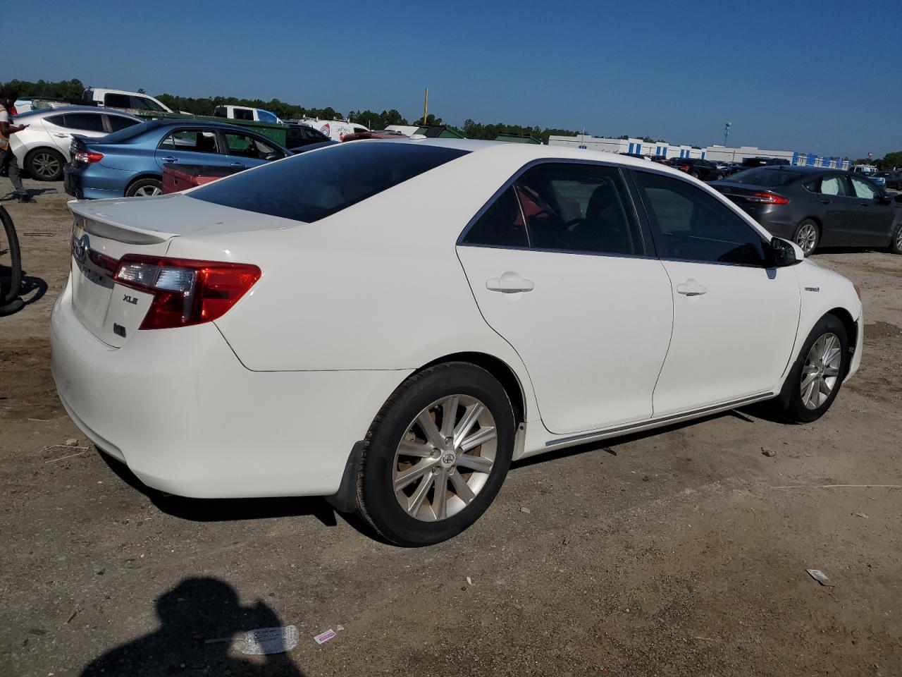 2012 TOYOTA CAMRY