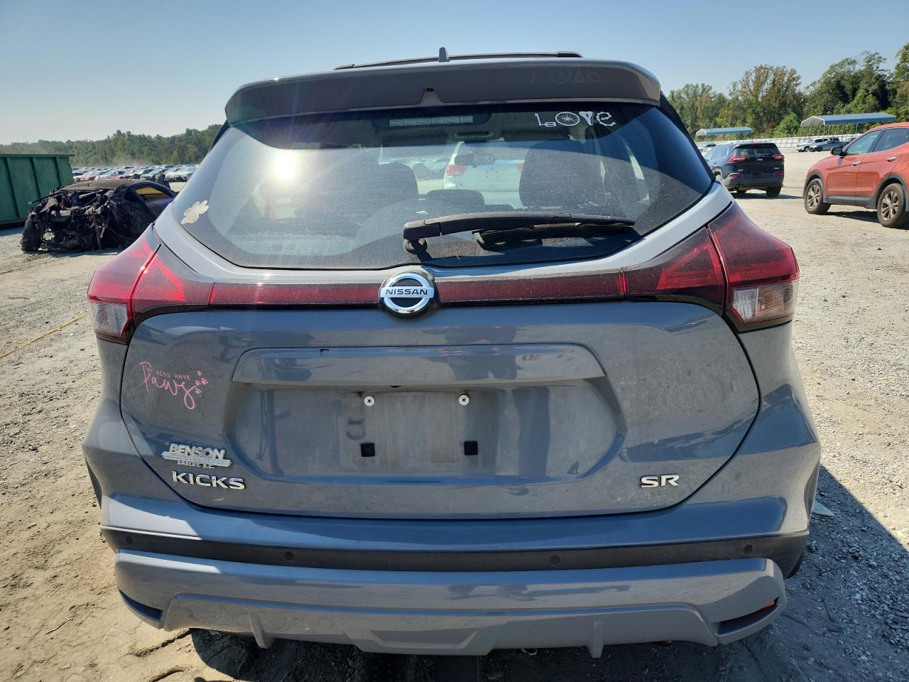 2021 NISSAN KICKS