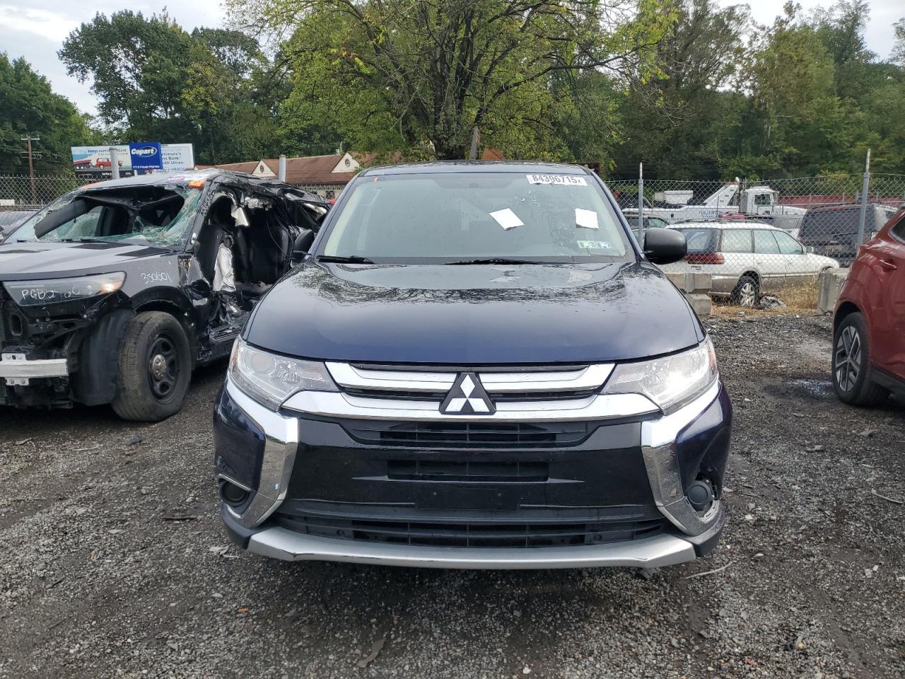 2018 MITSUBISHI outlander