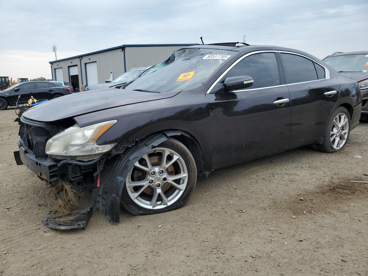 2012 NISSAN Maxima
