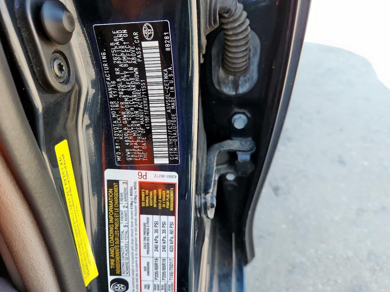 2017 TOYOTA CAMRY