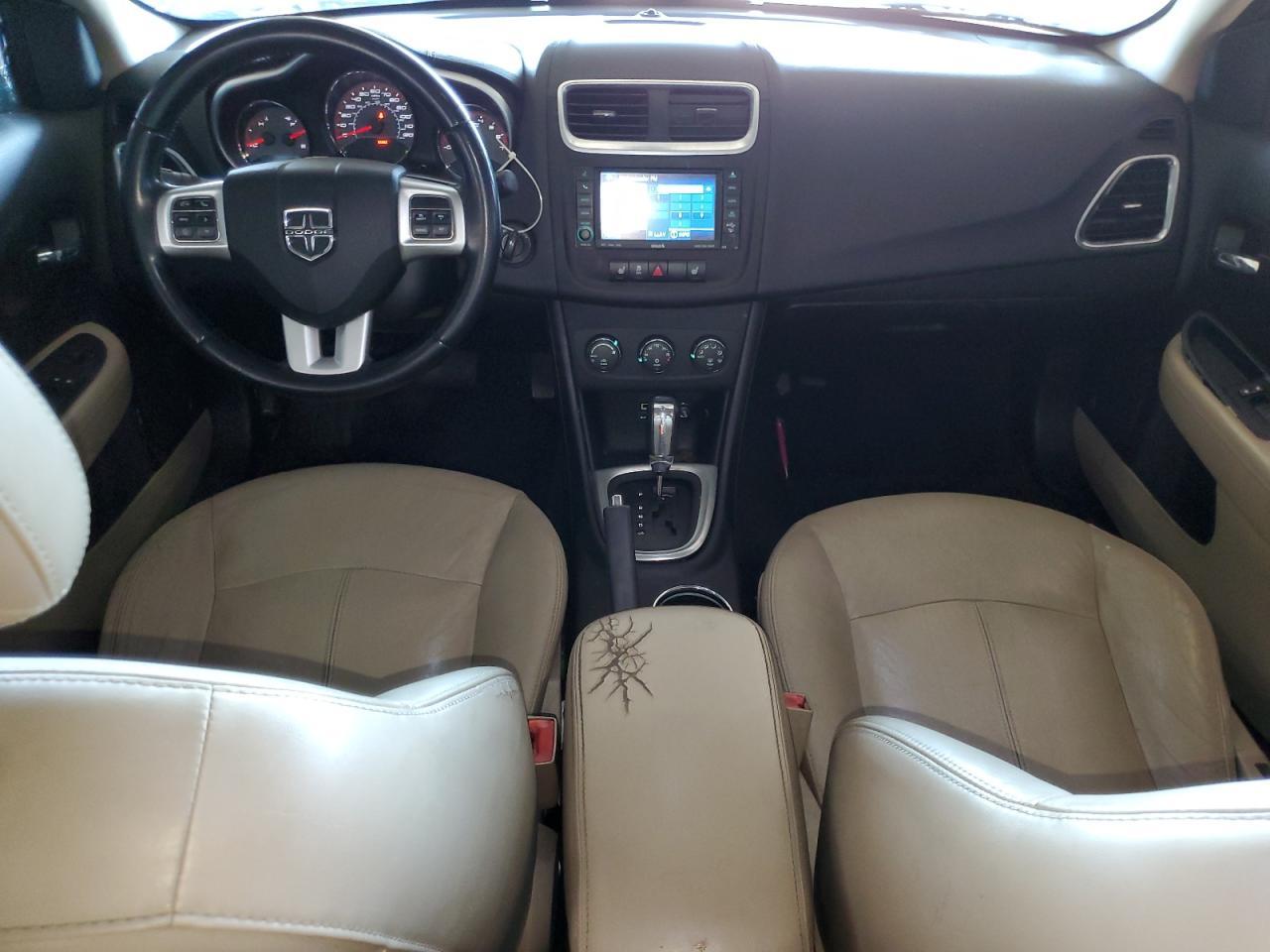 2011 DODGE Avenger