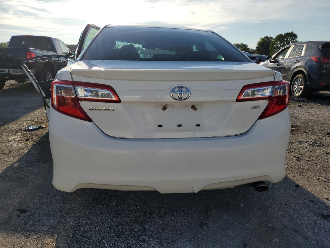 2012 TOYOTA CAMRY
