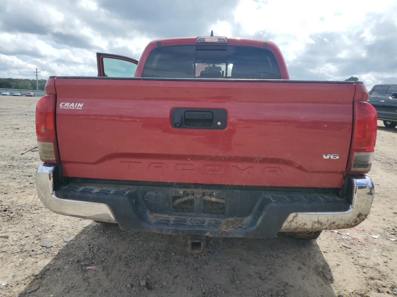 2017 TOYOTA TACOMA