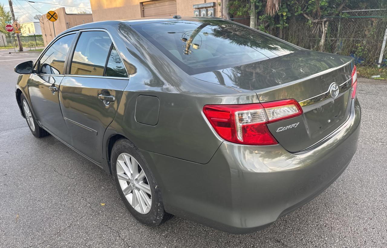 2014 TOYOTA CAMRY
