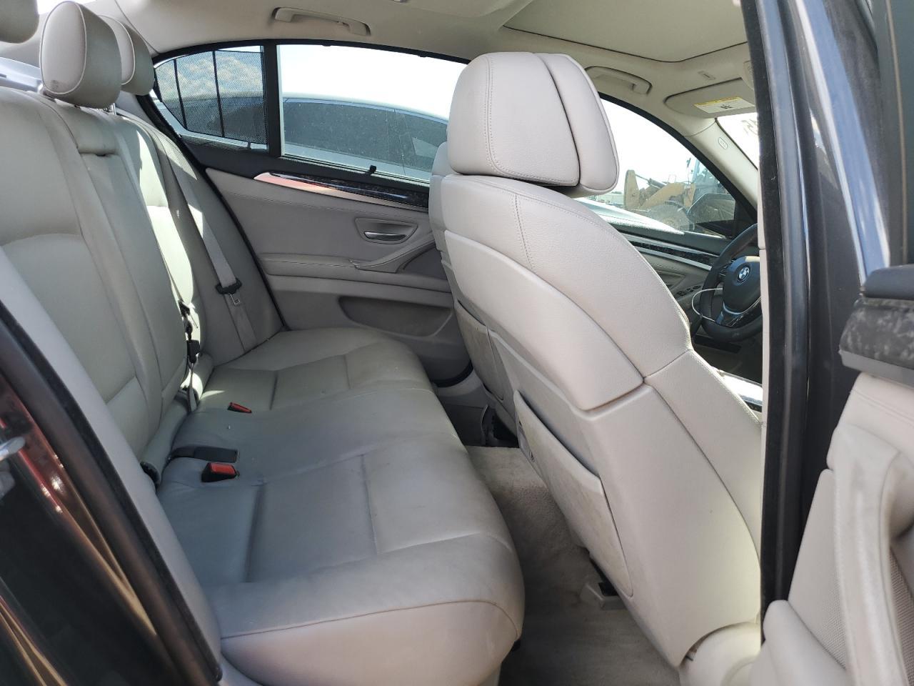 2011 BMW 5 series