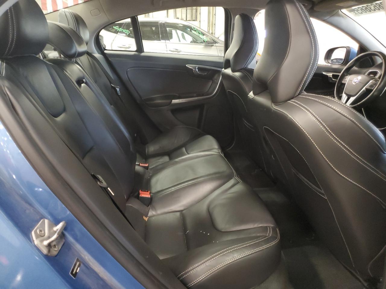 2014 VOLVO S60