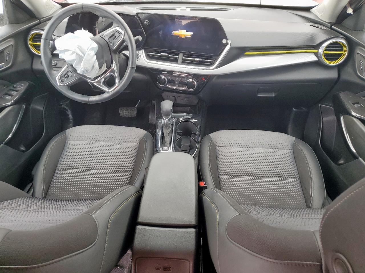 2024 CHEVROLET TRAX
