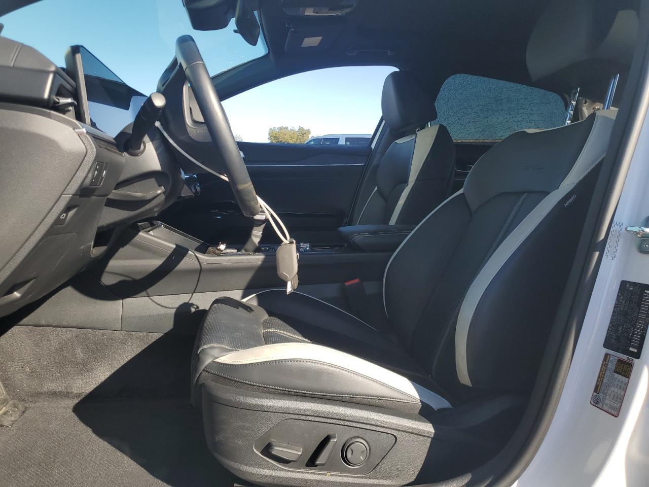 2025 KIA K5