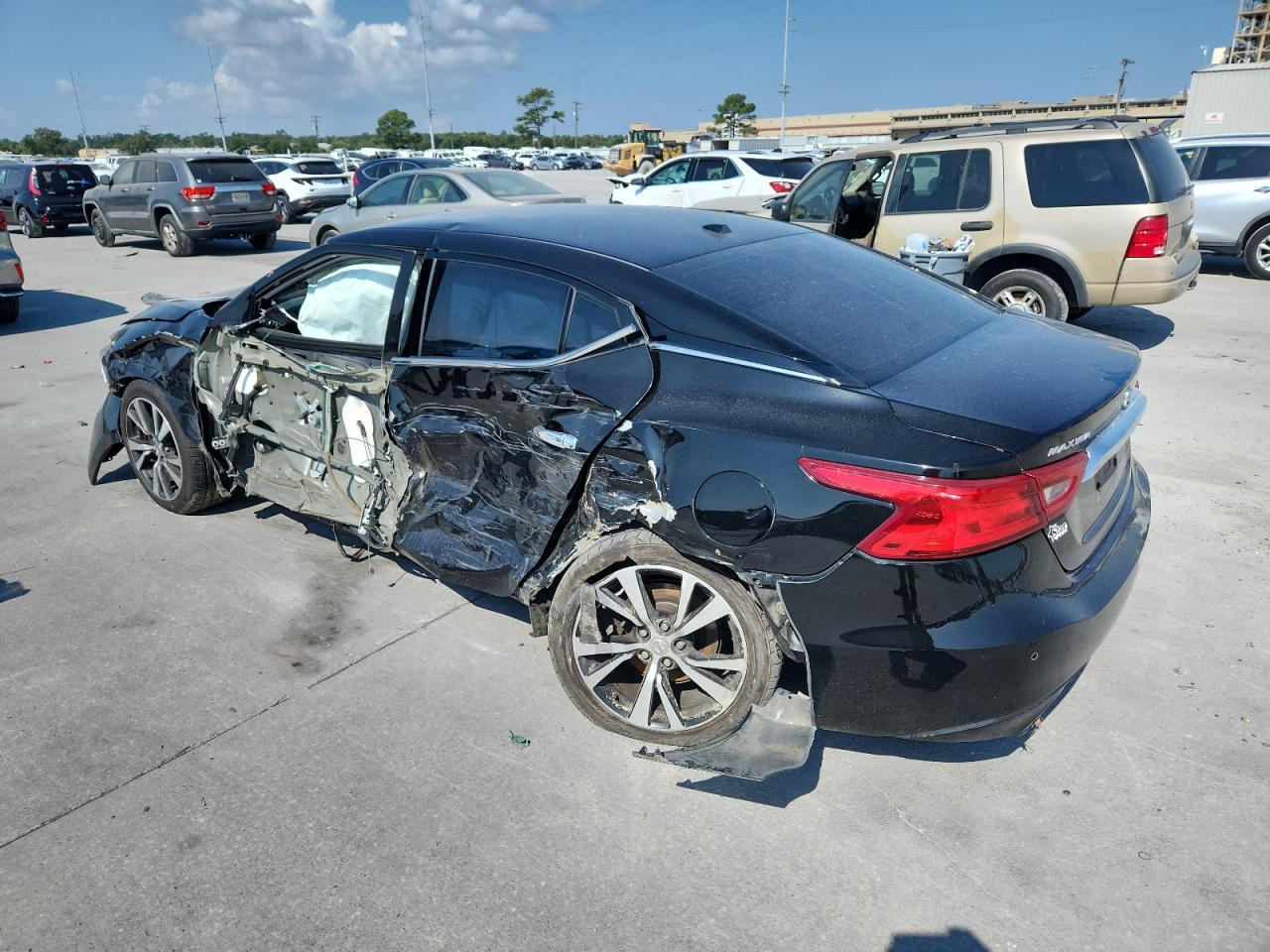 2018 NISSAN Maxima