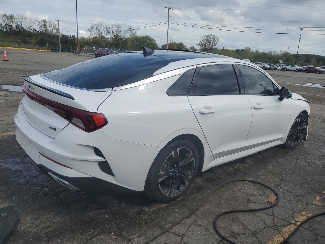 2022 KIA K5