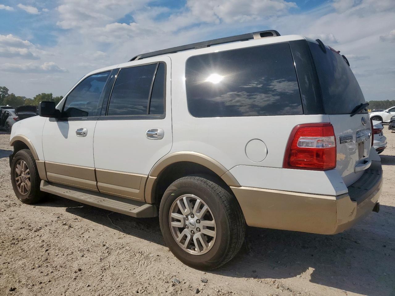 2014 FORD Expedition