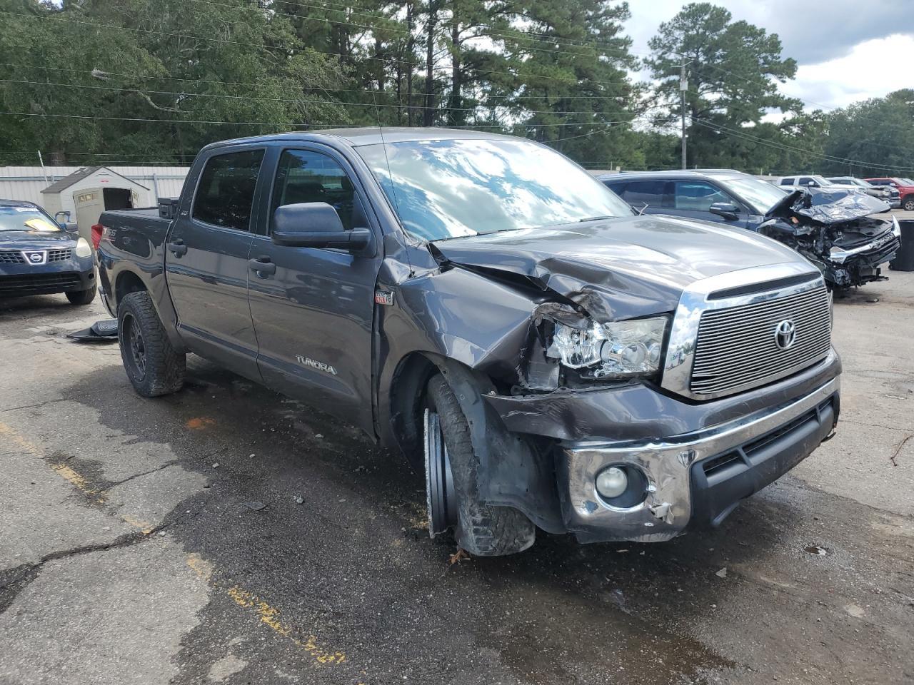 2012 TOYOTA TUNDRA