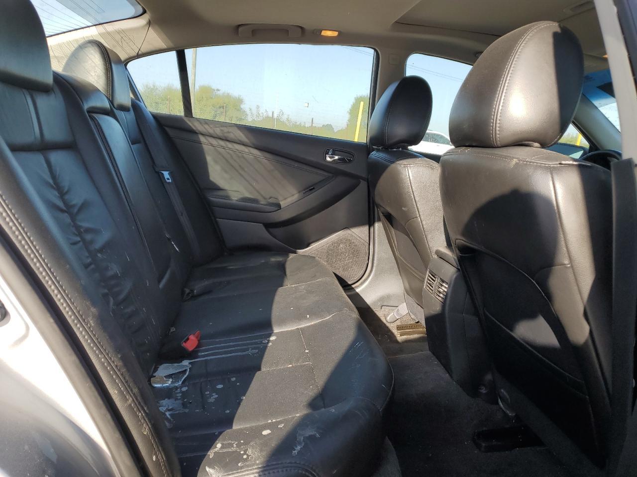 2012 NISSAN ALTIMA