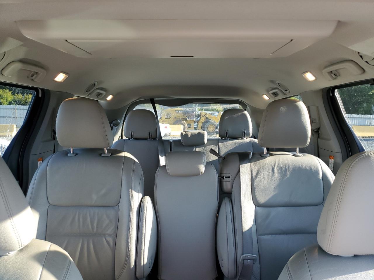 2019 TOYOTA SIENNA