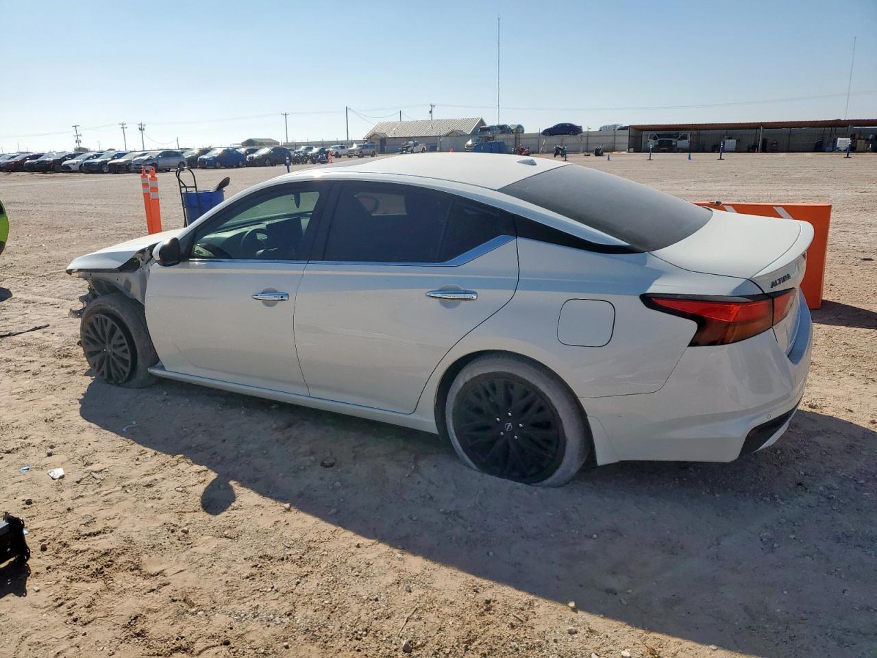 2025 NISSAN ALTIMA